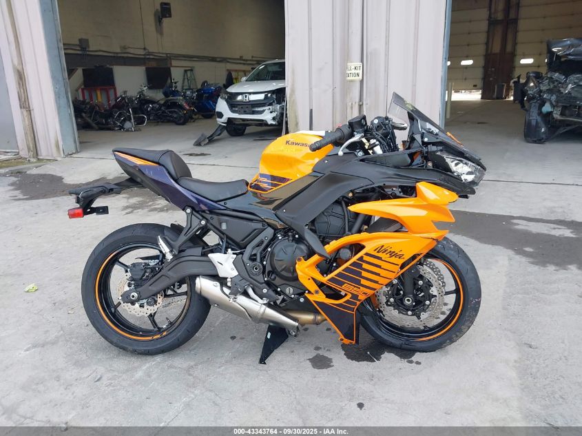 2025 Kawasaki Ex650 P VIN: ML5EXEP1XSDAG6167 Lot: 43343764