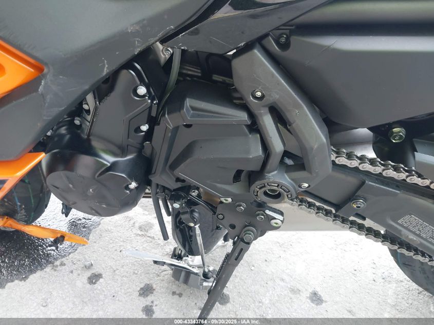 2025 Kawasaki Ex650 P VIN: ML5EXEP1XSDAG6167 Lot: 43343764