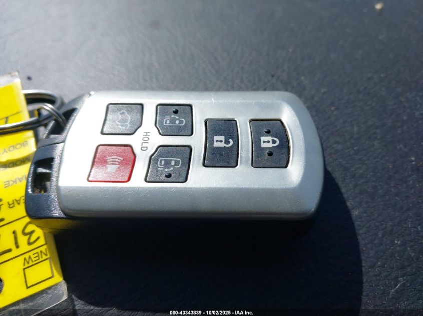 2015 Toyota Sienna Xle 7 Passenger VIN: 5TDDK3DC0FS110117 Lot: 43343839