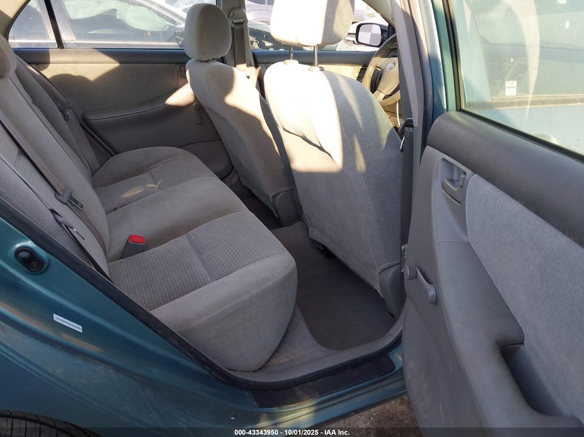 2005 TOYOTA COROLLA auction photo 8