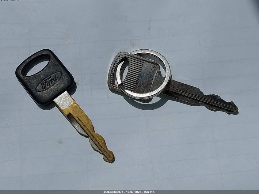 2006 Ford F-350 Chassis Xl/Xlt VIN: 1FDWF37556ED02628 Lot: 43343975