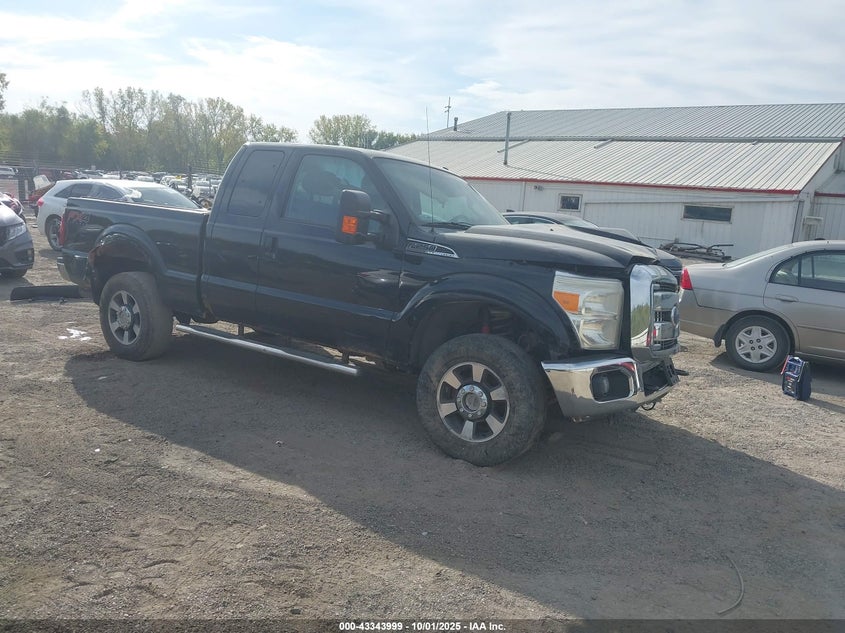 FORD F-250 LARIAT