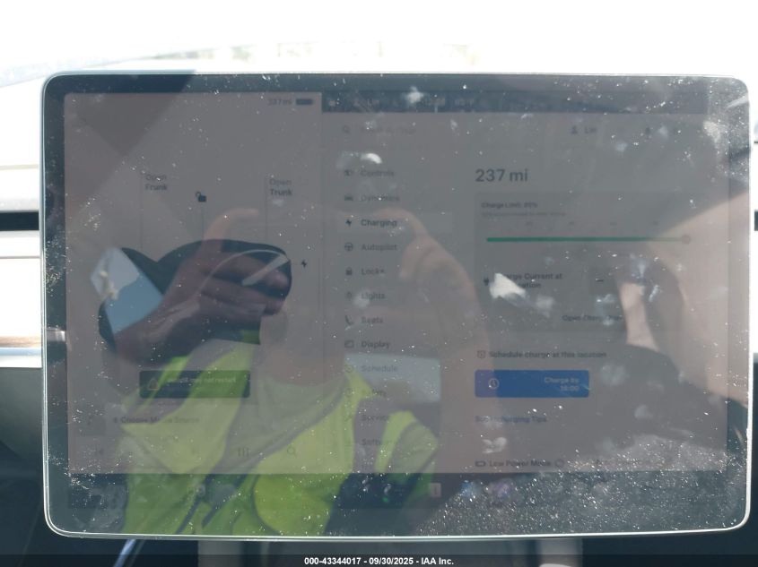 2022 Tesla Model Y Performance Dual Motor All-Wheel Drive VIN: 7SAYGDEF4NF492157 Lot: 43344017