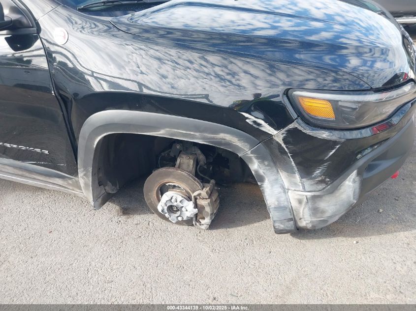 2019 Jeep Cherokee Trailhawk 4X4 VIN: 1C4PJMBX6KD391180 Lot: 43344139