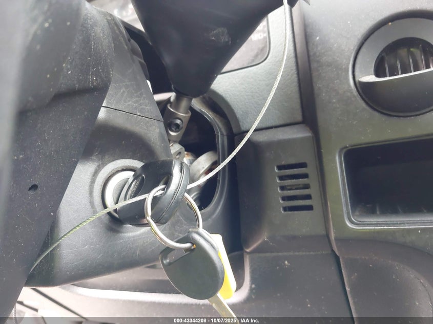 2014 Ford F-150 Xl VIN: 1FTMF1CM8EKG07666 Lot: 43344208