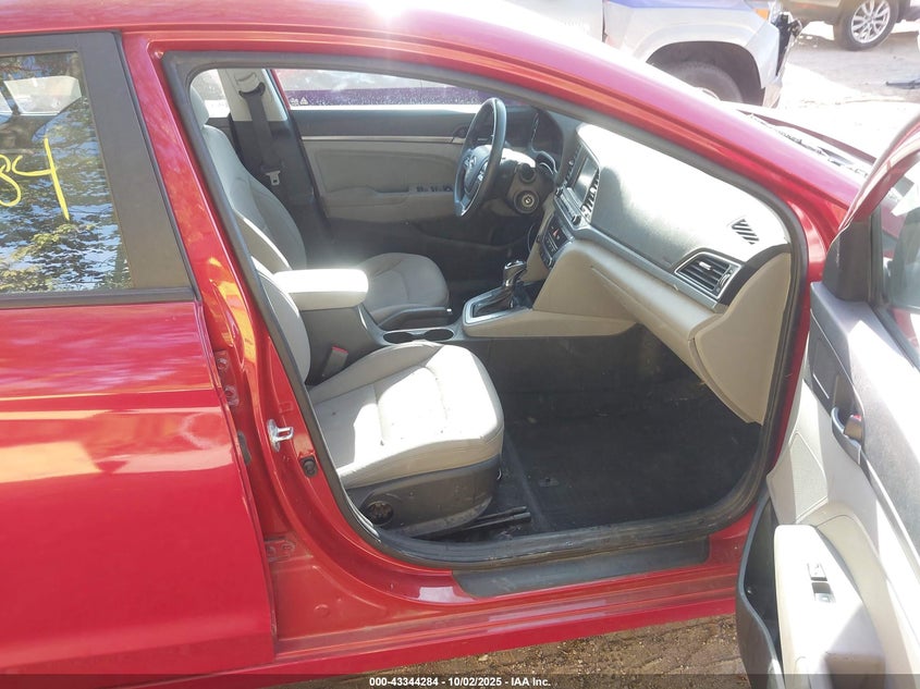 2018 HYUNDAI ELANTRA SEL - 5NPD84LF4JH316863
