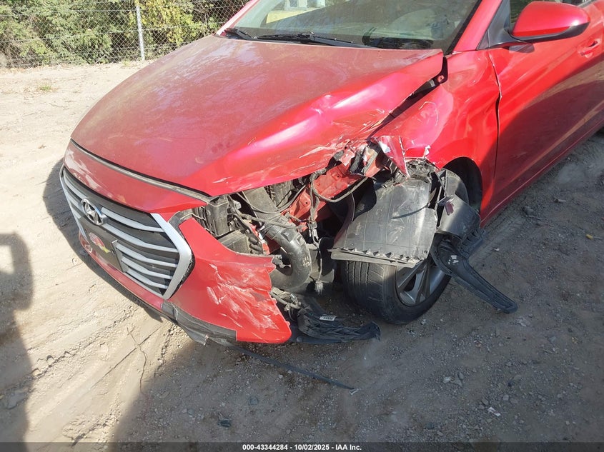 2018 HYUNDAI ELANTRA SEL - 5NPD84LF4JH316863