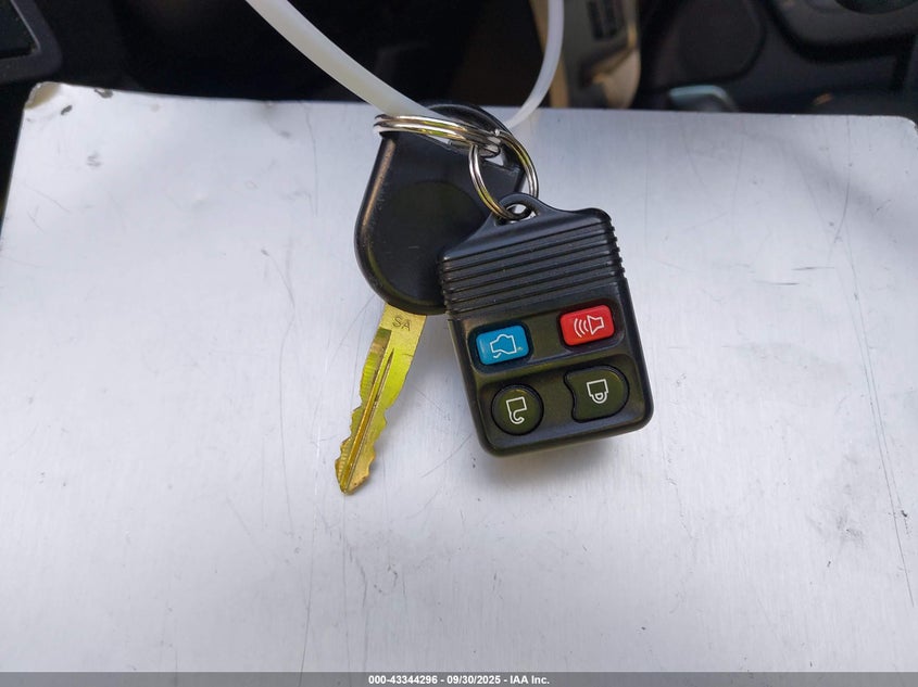 2008 Ford Focus Se/Ses VIN: 1FAHP35N78W285749 Lot: 43344296