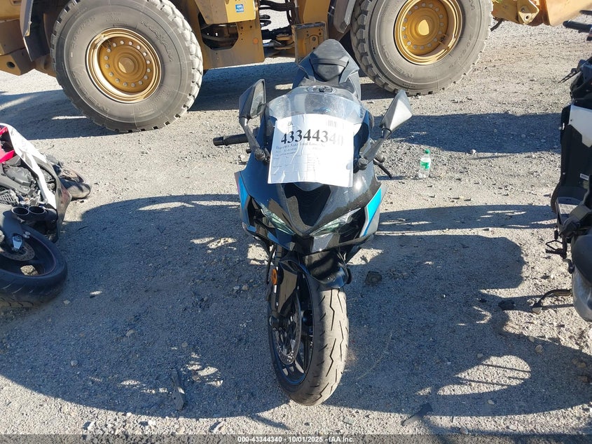 JKBZXJK18SA008994 2025 KAWASAKI ZX photo no. 5