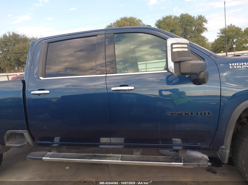 2020 Chevrolet Silverado 3500Hd 4Wd Standard Bed High Country VIN: 1GC4YVEY7LF137539 Lot: 43344362