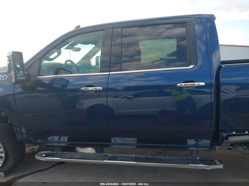 2020 Chevrolet Silverado 3500Hd 4Wd Standard Bed High Country VIN: 1GC4YVEY7LF137539 Lot: 43344362