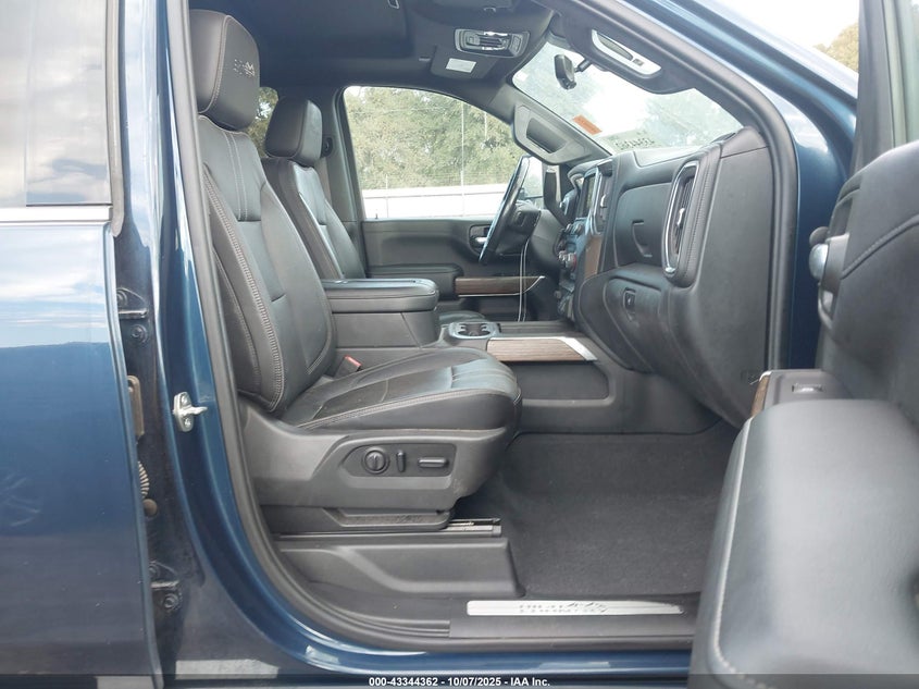 2020 Chevrolet Silverado 3500Hd 4Wd Standard Bed High Country VIN: 1GC4YVEY7LF137539 Lot: 43344362