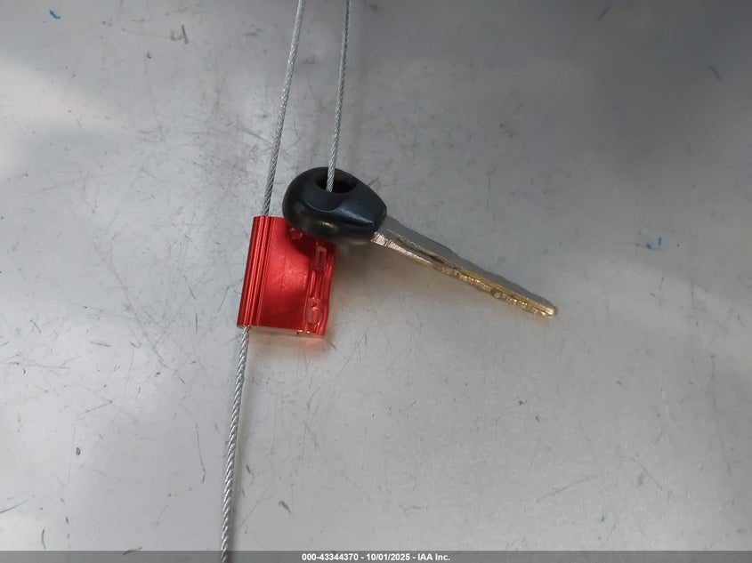 2001 Mazda Mpv Dx/Es/Lx VIN: JM3LW28YX10198953 Lot: 43344370