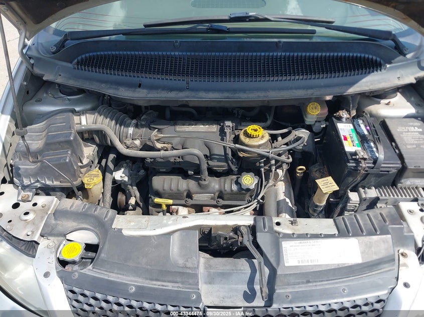 2002 Dodge Grand Caravan Ex VIN: 2B8GP74L52R689996 Lot: 43344475