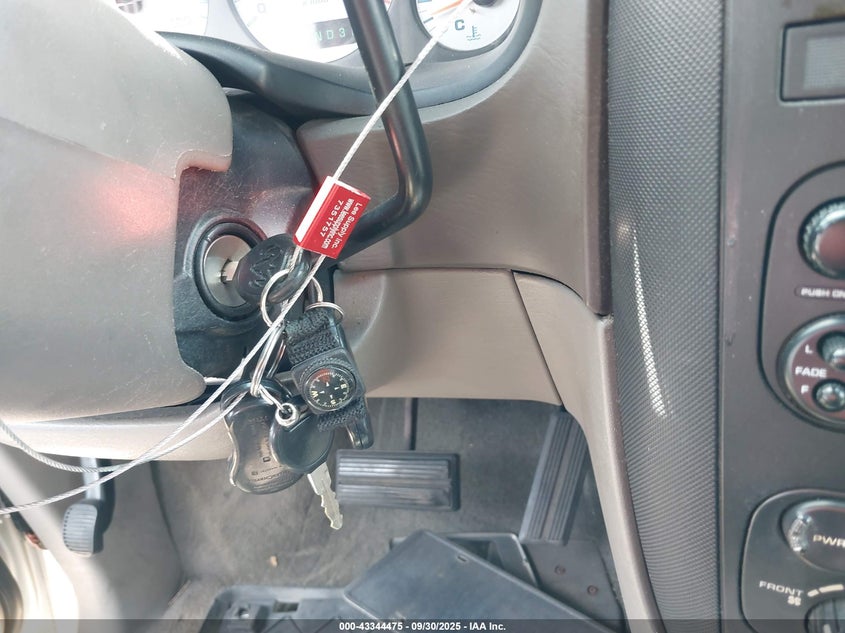 2002 Dodge Grand Caravan Ex VIN: 2B8GP74L52R689996 Lot: 43344475