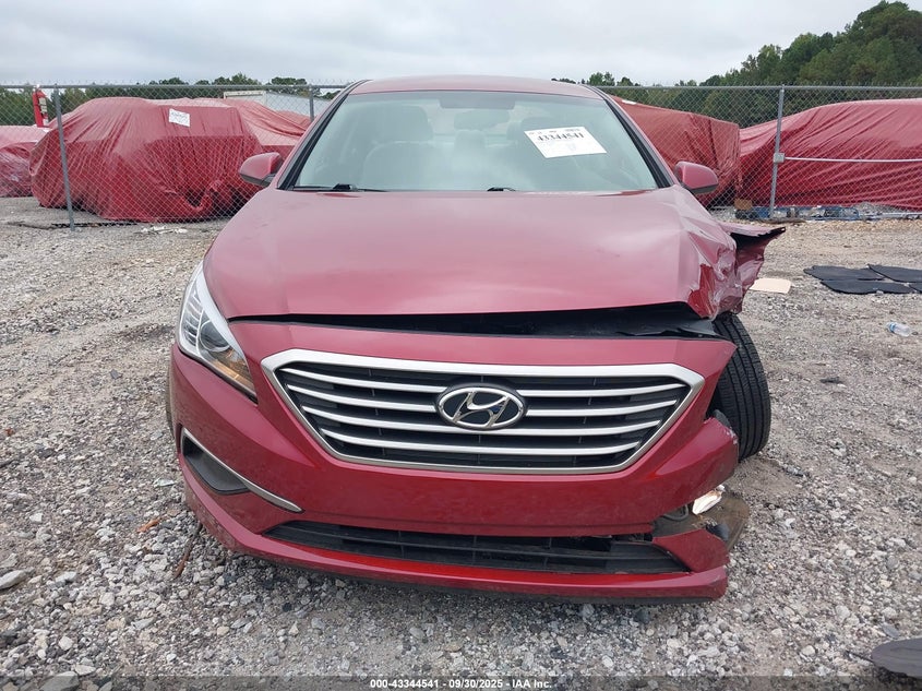 2016 HYUNDAI SONATA SE - 5NPE24AF5GH308529