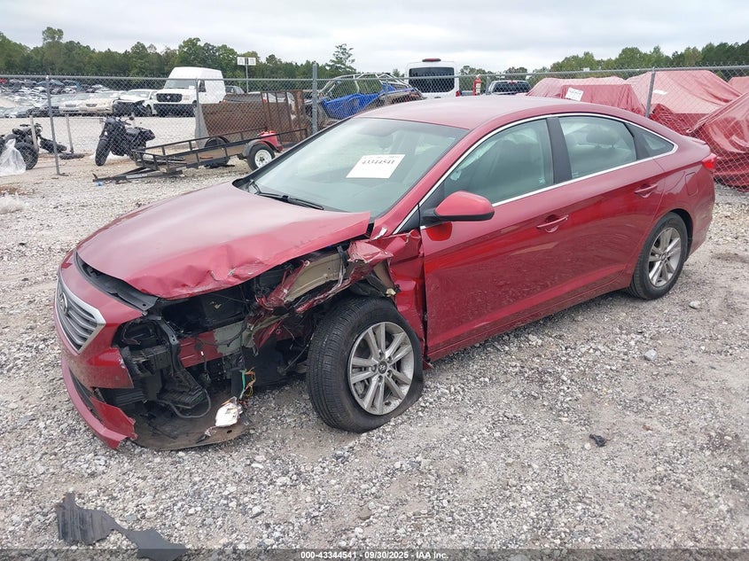 2016 HYUNDAI SONATA SE - 5NPE24AF5GH308529