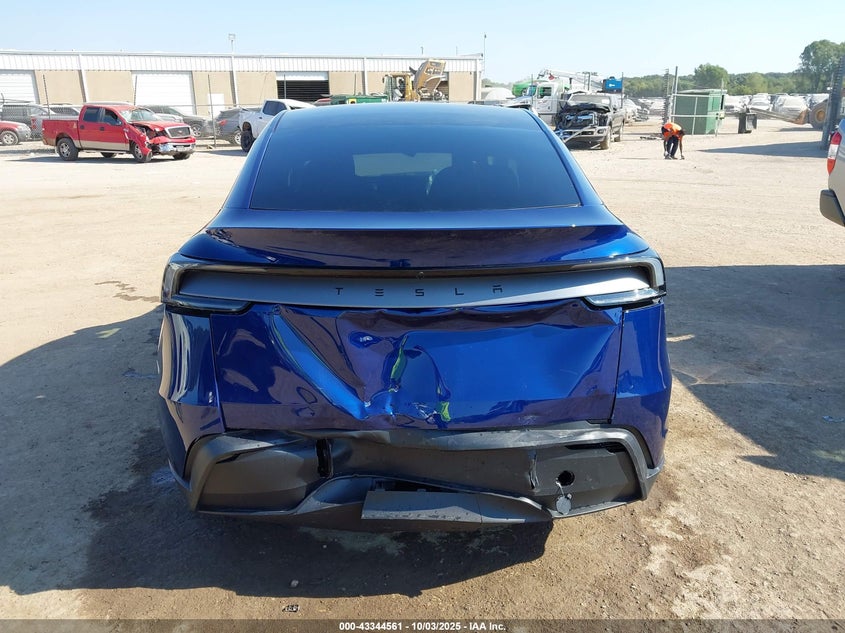 2026 Tesla Model Y Long Range Dual Motor All-Wheel Drive VIN: 7SAYGDED5TF424669 Lot: 43344561