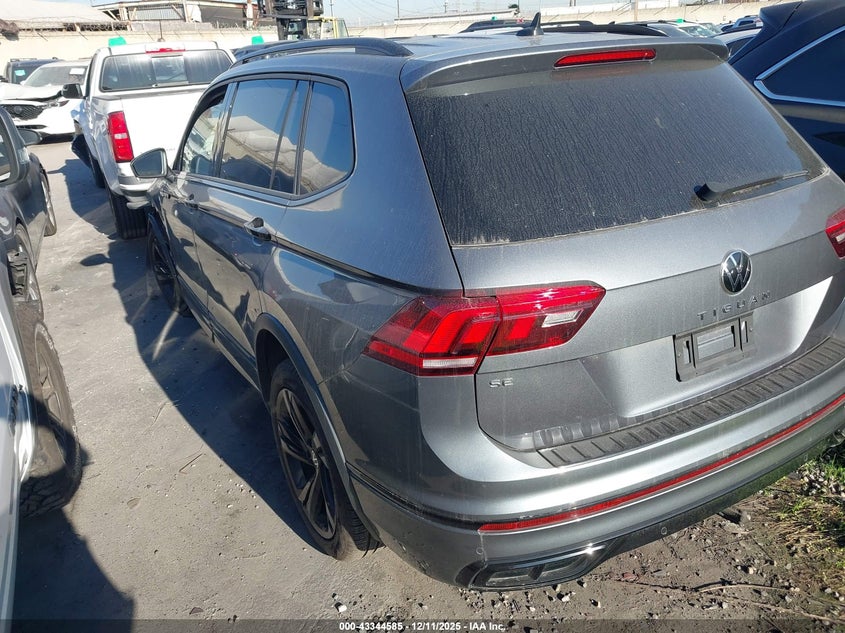 3VVCB7AX7PM122004 2023 VOLKSWAGEN TIGUAN photo no. 3