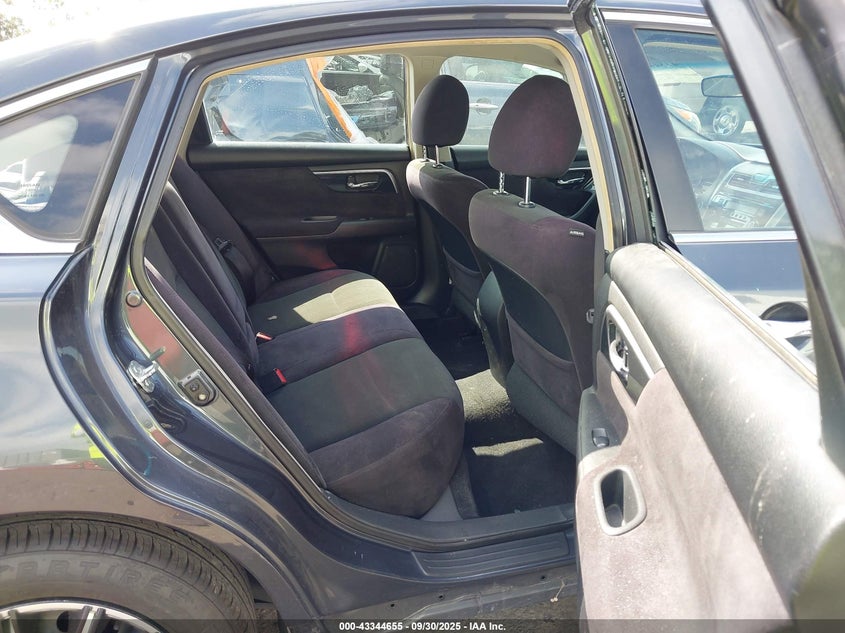 2013 Nissan Altima 2.5 S VIN: 1N4AL3AP8DC232400 Lot: 43344655