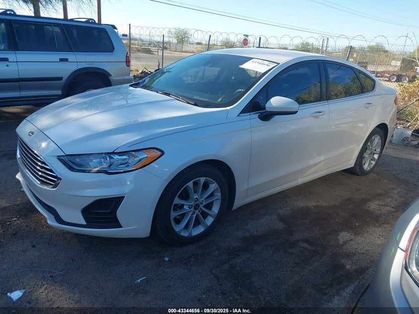VIN 3FA6P0LU5LR233192 2020 FORD FUSION HYBRID SE