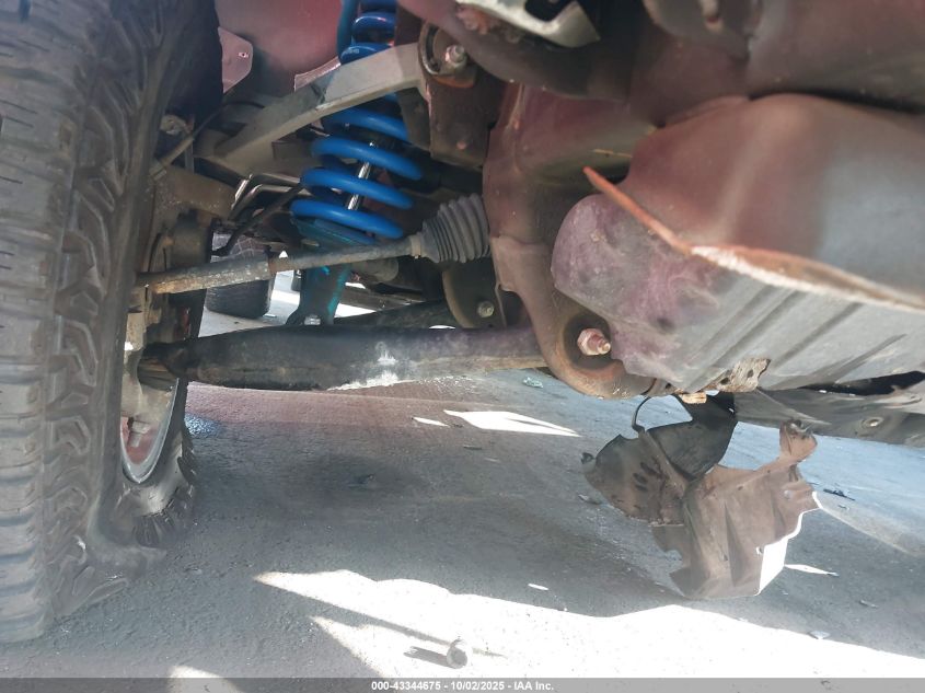 2018 Chevrolet Tahoe Lt VIN: 1GNSCBKC8JR257379 Lot: 43344675