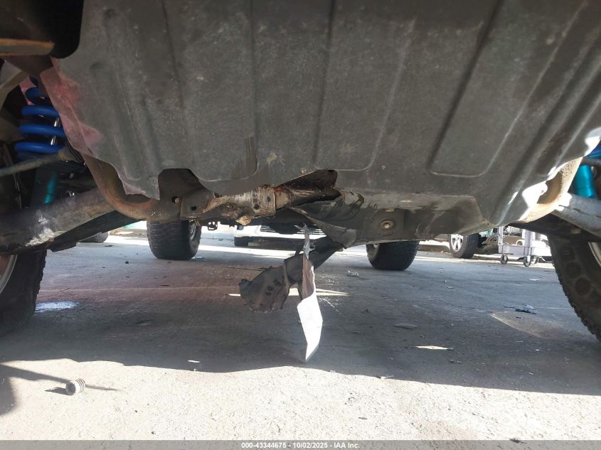 2018 Chevrolet Tahoe Lt VIN: 1GNSCBKC8JR257379 Lot: 43344675