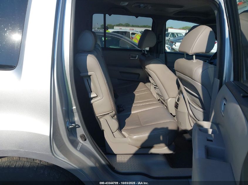 2011 Honda Pilot Touring VIN: 5FNYF4H93BB027712 Lot: 43344709