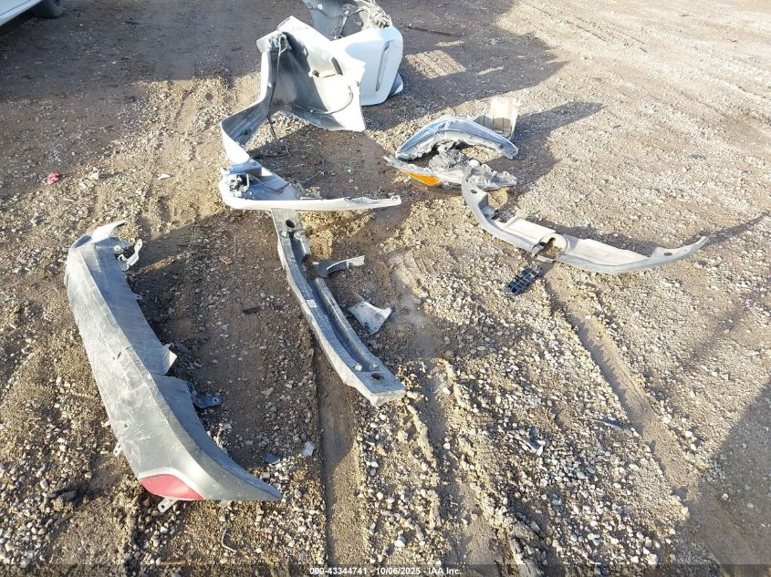 2021 Toyota Prius Xle Awd-E VIN: JTDL9MFU4M3029798 Lot: 43344741