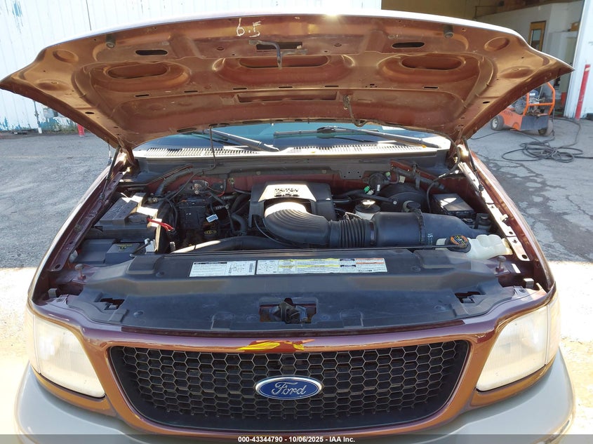 2000 Ford F-150 Lariat/Work Series/Xl/Xlt VIN: 1FTRX18L7YNA39030 Lot: 43344790