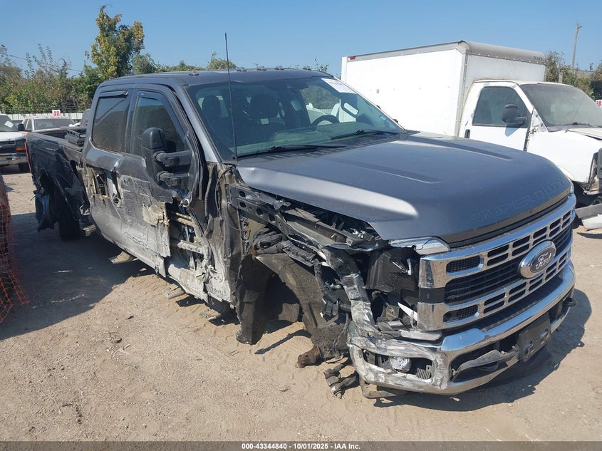 1FT8W3DN1PEC64186 2023 FORD F350 photo no. 15