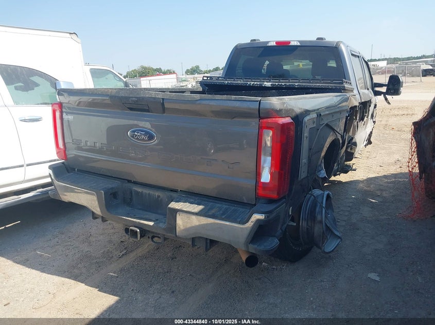 1FT8W3DN1PEC64186 2023 FORD F350 photo no. 4