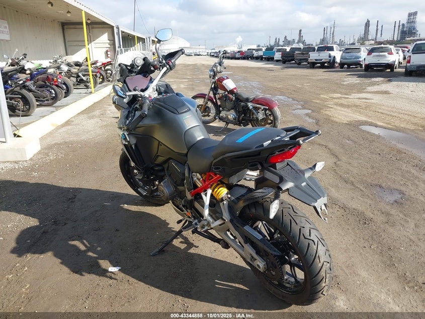 ZDMAALVW7MB005128 2021 DUCATI MULTISTRADA photo no. 3