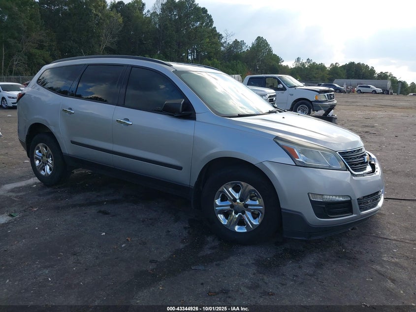CHEVROLET TRAVERSE LS
