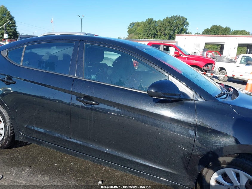 2017 HYUNDAI ELANTRA SE - 5NPD74LF9HH182431