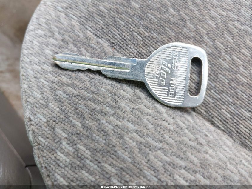 2000 Honda Civic Lx VIN: 2HGEJ6674YH511875 Lot: 43344972