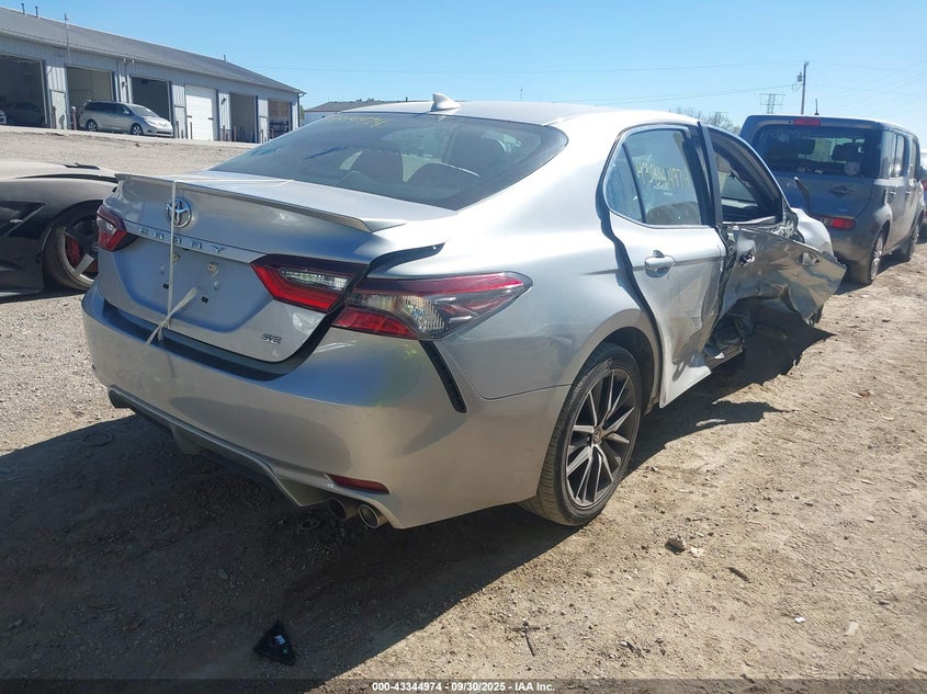 2022 TOYOTA CAMRY SE - 4T1G11AK5NU018670