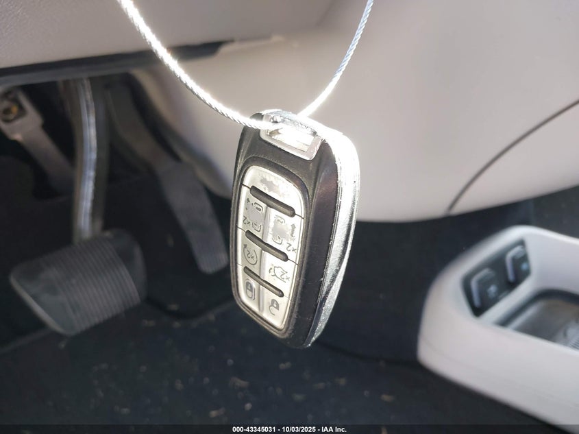 2017 Chrysler Pacifica Touring-L Plus VIN: 2C4RC1EG2HR729709 Lot: 43345031