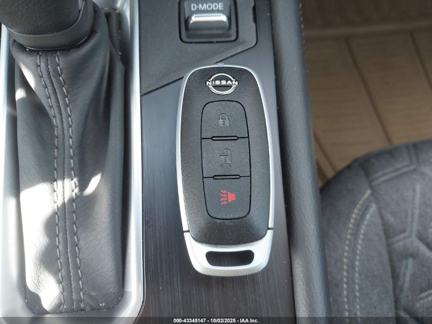 2025 Nissan Kicks Sv Intelligent Awd VIN: 3N8AP6CB8SL341737 Lot: 43345147