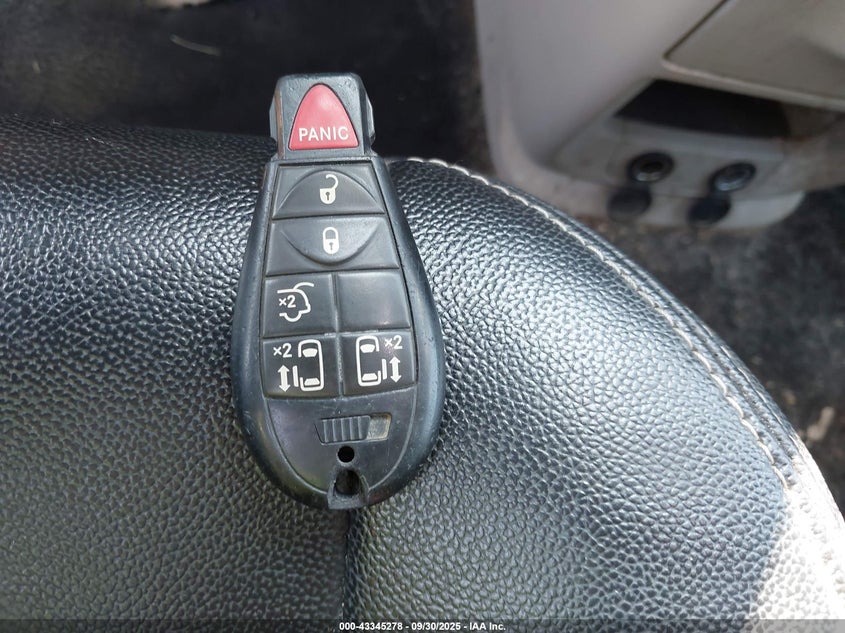 2016 CHRYSLER TOWN & COUNTRY TOURING 2C4RC1BG1GR296564