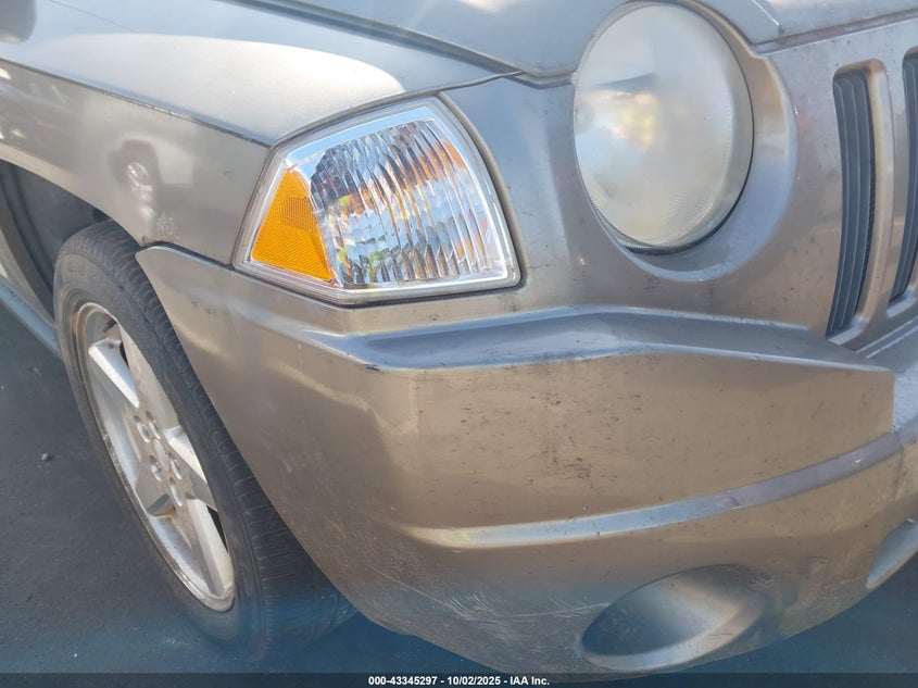 2007 Jeep Compass Limited VIN: 1J8FT57W97D353616 Lot: 43345297