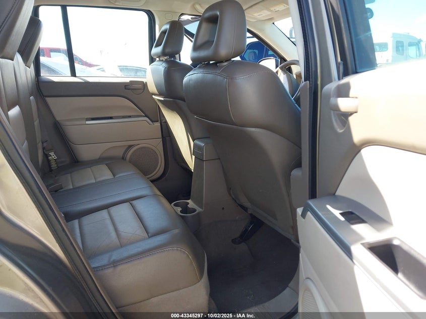 2007 Jeep Compass Limited VIN: 1J8FT57W97D353616 Lot: 43345297