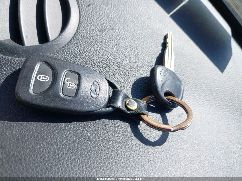 2009 Hyundai Accent Gls VIN: KMHCN46C39U334791 Lot: 43345336