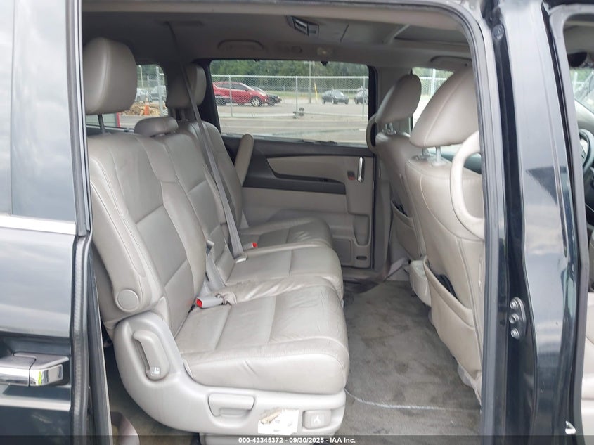 2015 HONDA ODYSSEY TOURING/TOURING ELITE - 5FNRL5H95FB017451