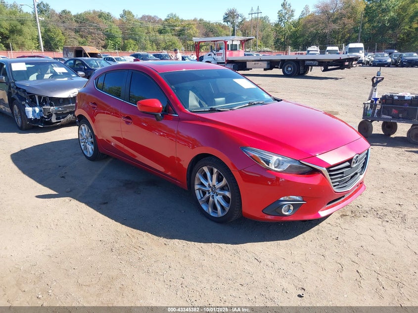 MAZDA 3 S GRAND TOURING