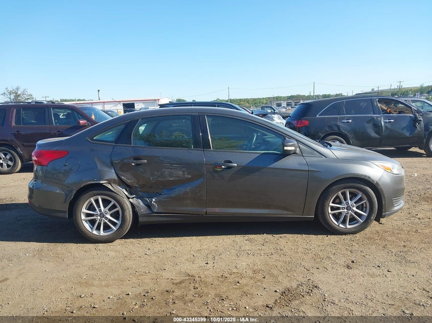 2016 FORD FOCUS SE - 1FADP3F20GL390765