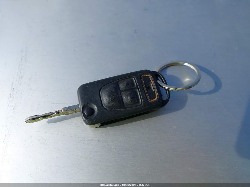 2000 Mercedes-Benz Sl 500 VIN: WDBFA68F6YF189859 Lot: 43345469