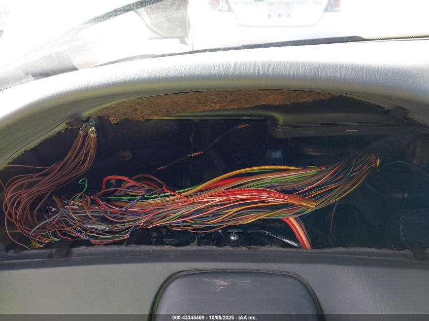 2000 Mercedes-Benz Sl 500 VIN: WDBFA68F6YF189859 Lot: 43345469