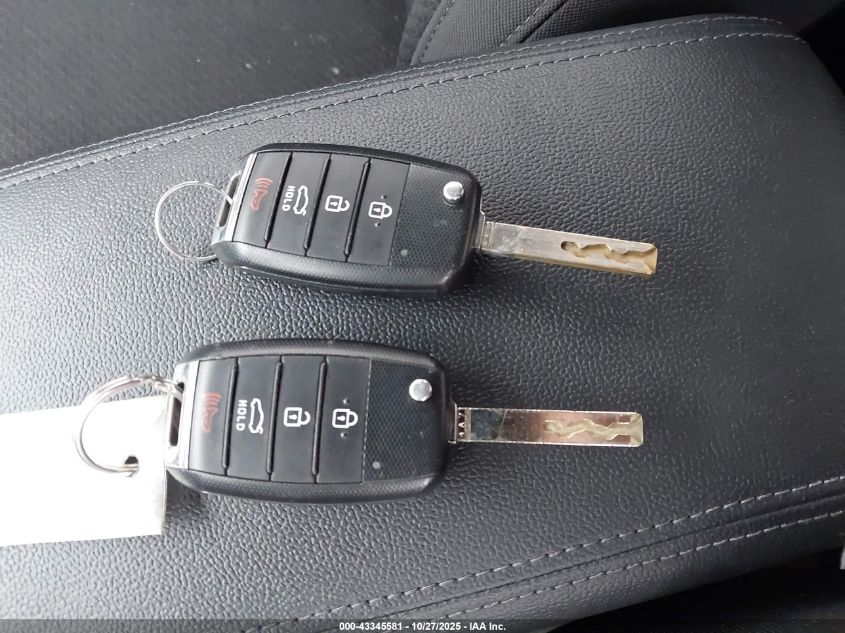 2017 Kia Optima Lx VIN: 5XXGT4L30HG147643 Lot: 43345581