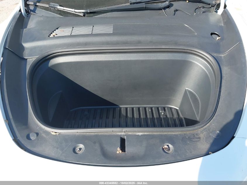 2021 Tesla Model Y Long Range Dual Motor All-Wheel Drive VIN: 5YJYGDEE6MF139180 Lot: 43345582